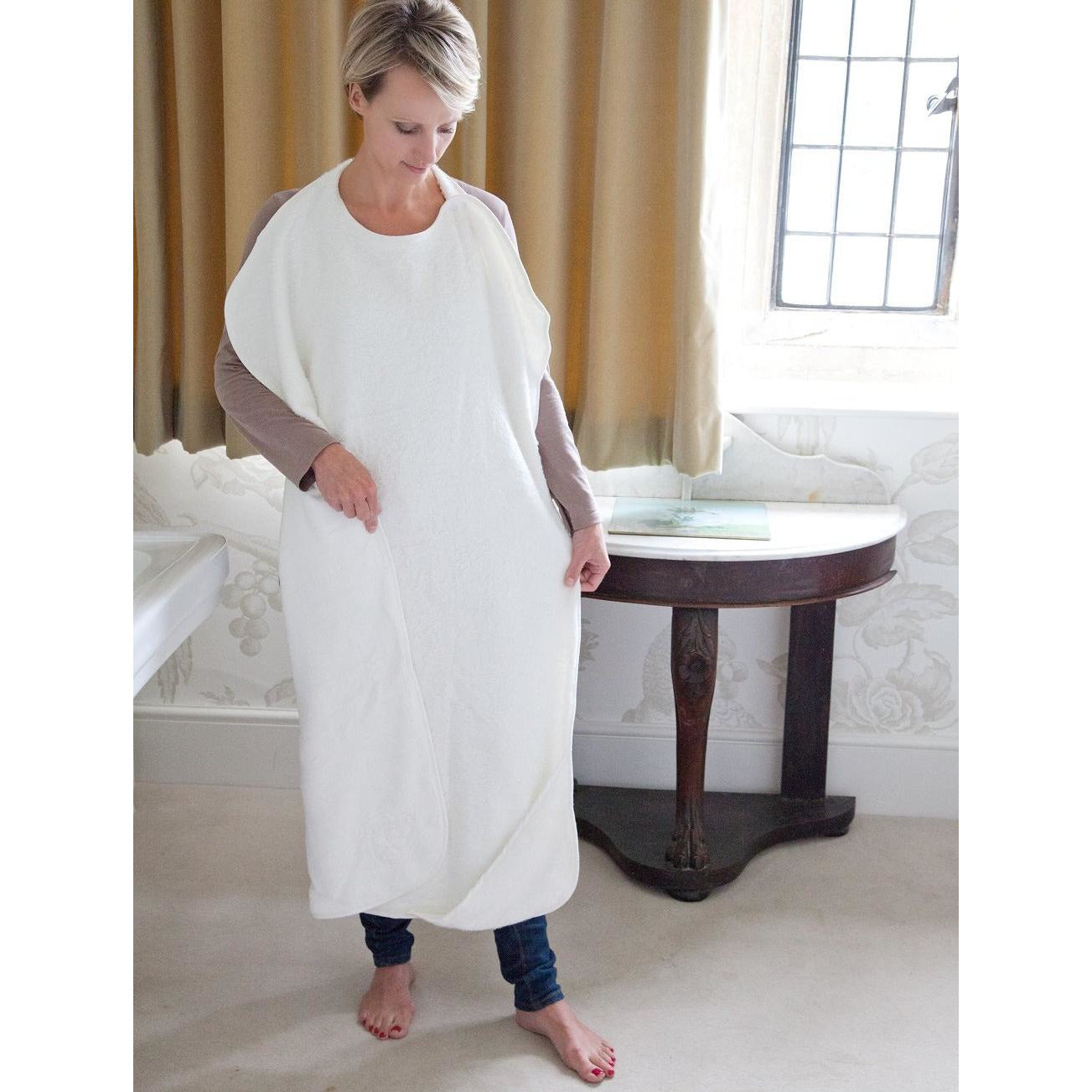 image to show size of Cuddledry apron towel and how to wear it