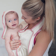 Load image into Gallery viewer, apron style baby bath towel with hood